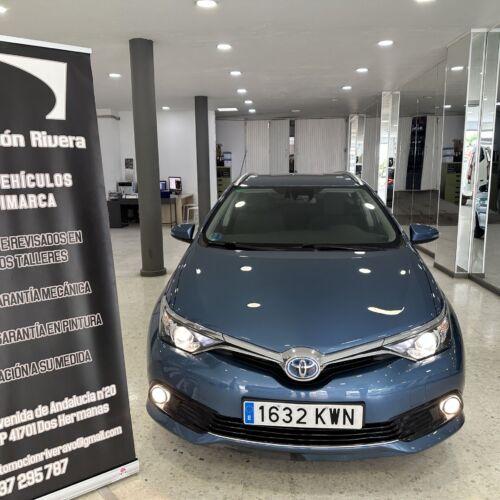 TOYOTA AURIS 1.8 140H ACTIVER TOURING SPORTS